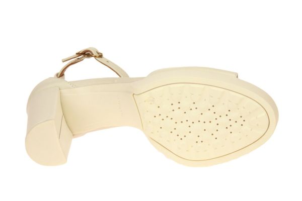 Geox D Walk Pleasure Offwhite Sandaal  (D45B6D-C1002) - MerkenOutlet