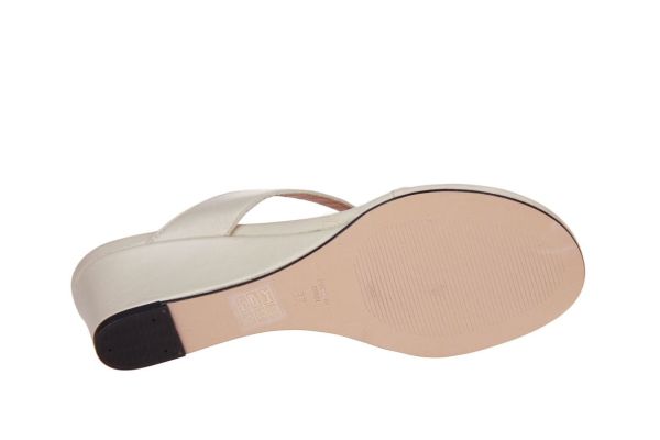 KMB Teenslipper Latte  (A7679-LATTE) - MerkenOutlet