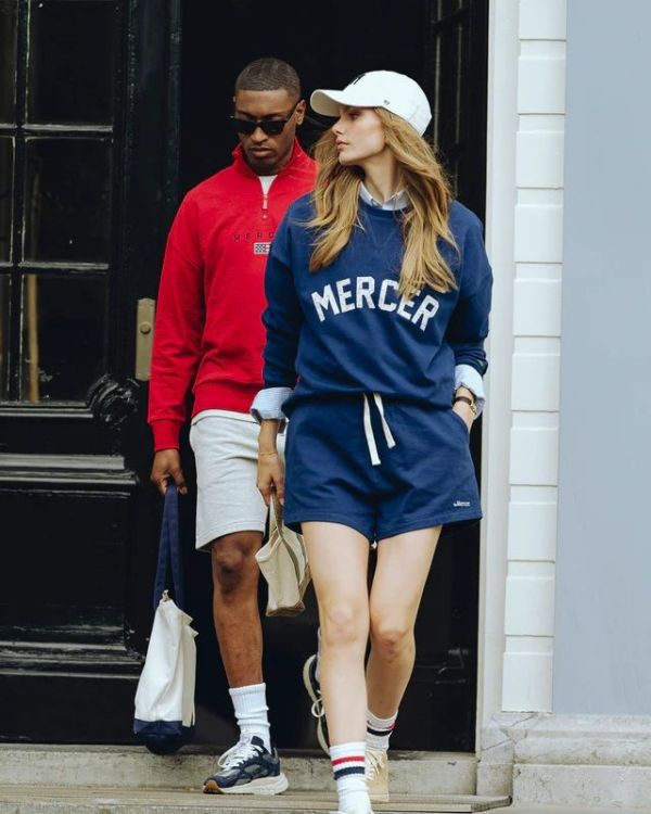 Mercer The Logo Sweat Blue  (AP261010-600) - MerkenOutlet