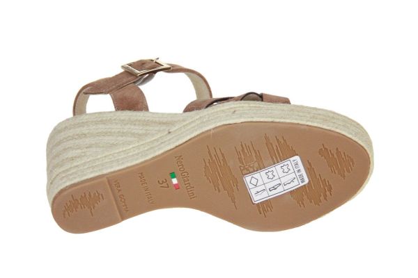 Nero Giardini Sandaal Camel  (E616030D-442) - MerkenOutlet