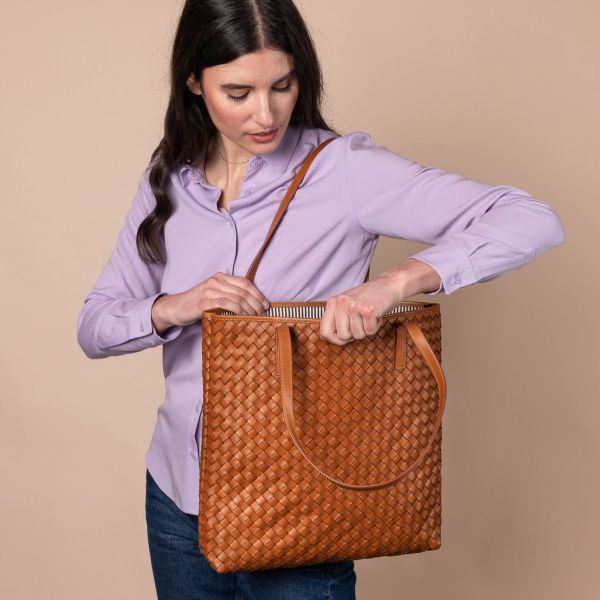 O My Bag Georgia Cognac Woven Classic Leather  (OMB-E079BVW) - MerkenOutlet