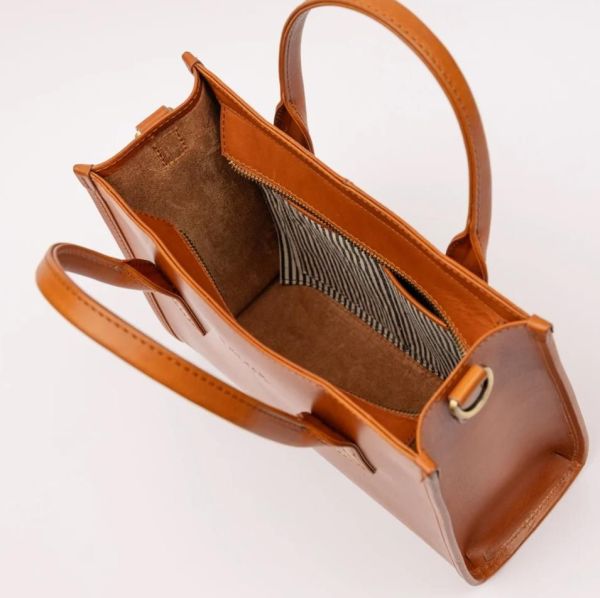 O My Bag Jackie Midi Cognac Classic Leather  (OMB-E194BV) - MerkenOutlet