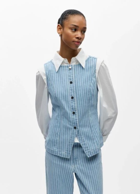 Object Sanni S/L RE Denim Waistcoat Light Blue Denim White  (23048739 LIGHT BLUE DENIM WHITE) - MerkenOutlet