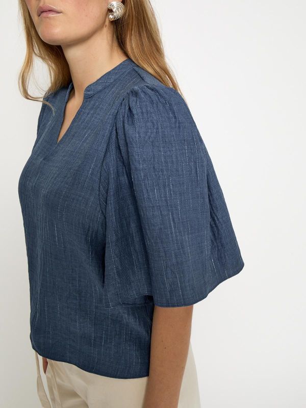 Peppercorn Gaby Pinstripe Top Mid Blue Denim  (PC8685-004) - MerkenOutlet