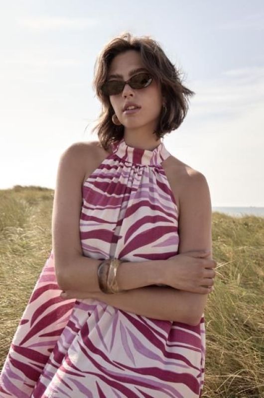 Peppercorn Opeya Halterneck Dress Fuchsia Feodora Print  (PC8835-7031P Fuchsia Feodora Print) - MerkenOutlet