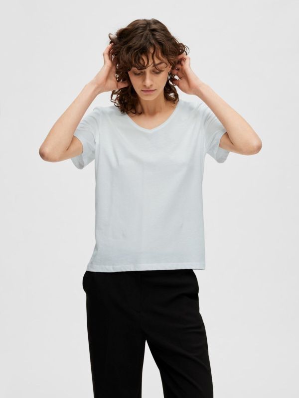 Selected Femme Essential SS V-Neck Tee Bright White  (16087922-brightwhite) - MerkenOutlet