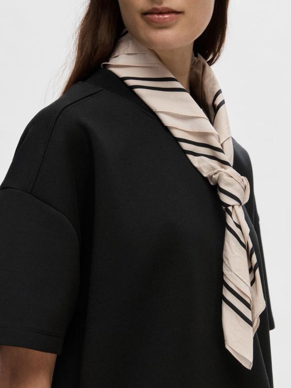 Selected Femme Kara SS Mock Neck Tee Black  (16092897-black) - MerkenOutlet