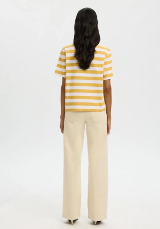 SLF Essential SS Striped Boxy Tee Ochre/Bright White  (16087918 ochrer stripes white) - MerkenOutlet
