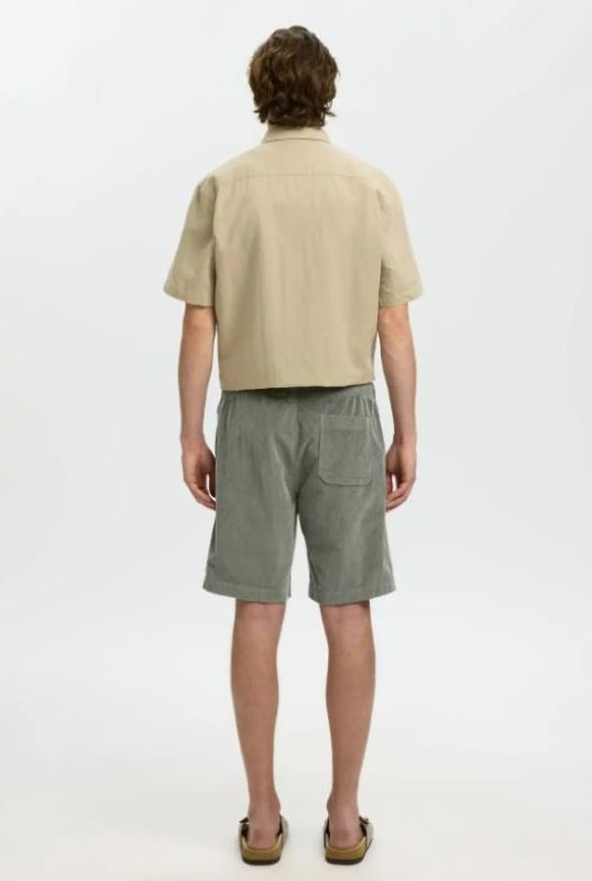 SLH Regular Jace Corduroy Short Vetiver  (16092728 Vetiver) - MerkenOutlet