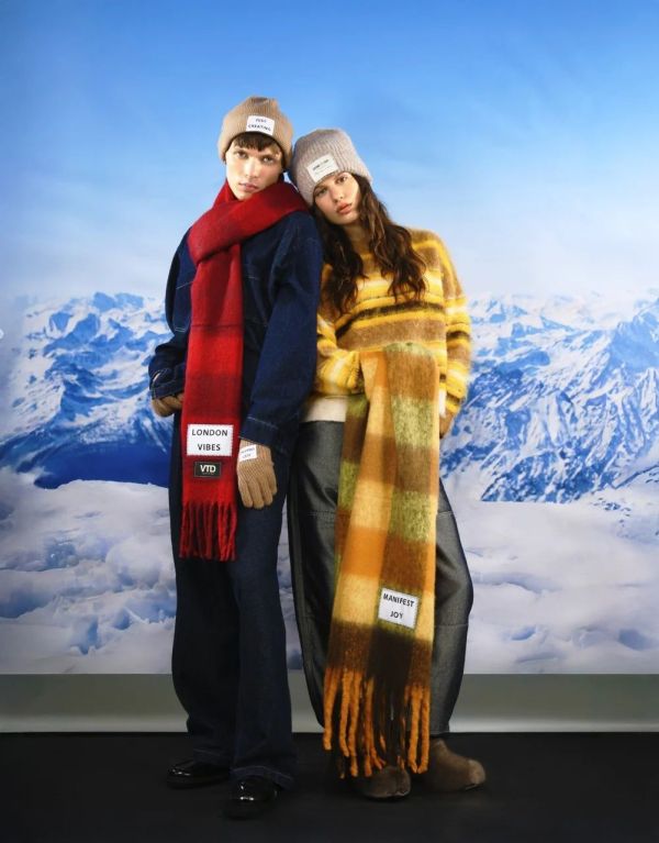 VTD Born To Shine Maxi Scarf 'Manifest Joy'  (SCARF-RPL008) - MerkenOutlet